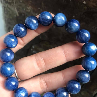CHIẾC LẮC TAY ĐÁ KYANITE HÀNG CAO CẤP ĐÁ THIÊN NHIÊN SIZE 11LY5 MÀU XANH DƯƠNG ĐẬM ĐẸP TUYỆT VỜI DÀNH CHO NỮ MỆNH THỦY MỆNH MỘC