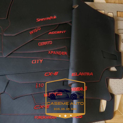 [TOYOTA YARIS] Thảm Taplo 3 Lớp Dành Cho Xe TOYOTA YARIS, Nhung Lông Cừu Và Da Vân Carbon Cao Cấp - Hàng Chính Hãng