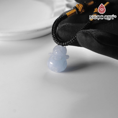 Mặt dây chuyền mèo thần tài đá Aquamarine 14x19mm mệnh thủy, mệnh mộc - Ngọc Quý Gemstones