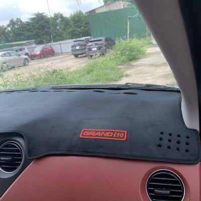 Thảm taplo nhung xe Hyundai Creta 2022 2023 Màu đen Hàng lông cừu có đễ chống trượt - chuẩn theo form xe