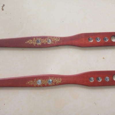 Hai Cây gãi lưng gỗ Dài 48,5 cm- Khảm trai đẹp