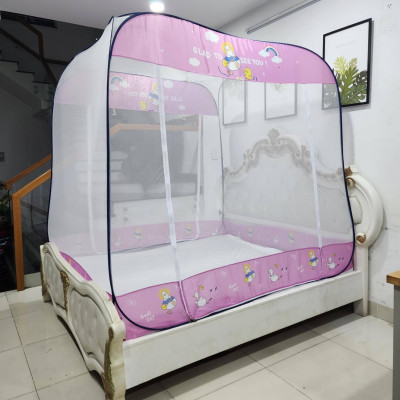 Màn Chụp Tự Bung Đỉnh Vuông Cao Cấp Mộc Miên - Màu Trắng Viền Hồng ( Hình thật )