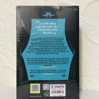 Ông Trăm Tuổi Trèo Qua Cửa Sổ Và Biến Mất