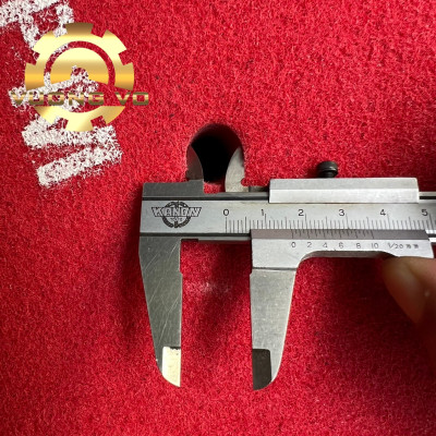 Bánh nỉ đỏ đánh bóng-nỉ đỏ đánh bóng inox kích thước 200x50x16mm #240 (Gía đã bao gồm VAT)