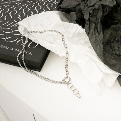 Vòng cổ nữ thời trang chuỗi đá và titan ấn tượng