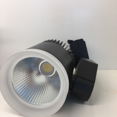 Đèn LED Rọi Ray 7W GSRR7 GS Lighting (Vỏ đen ánh sáng vàng)