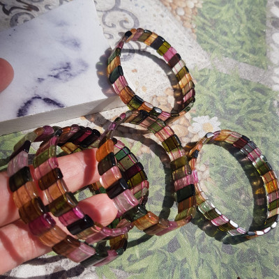 Vòng Tay Vip Đá Tourmaline Bản Khúc Chất liệu đá Tourmaline tự nhiên Vòng màu đa sắc bóng đều đẹp nữ tất cả các mệnh đeo tay may mắn tài lộc đẹp ạ