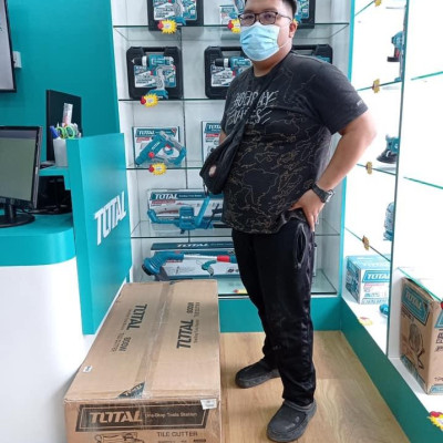 MÁY CẮT GẠCH BÀN 800W (200X25.4X2.4MM) TOTAL TS6082001 - HÀNG CHÍNH HÃNG