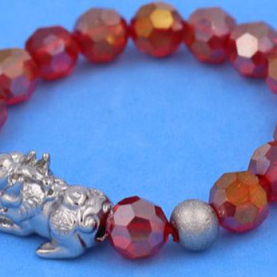 Vòng tay Pha Lê Cắt Giác Đỏ 10 ly mix Tỳ Hưu Inox 2 Bi VFLGOTHTRHB10 - Vòng tay thời trang phong thủy