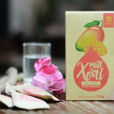 Combo Hạt Điều Rang Muối Tách Vỏ Lụa Hải Long (250g) + Mứt Xoài Sấy Dẻo Hải Long (120g)