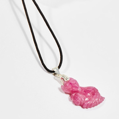 Dây chuyền phong thủy đá ruby nữ hoàng hồ ly ôm hoa mẫu đơn 1.8cm mệnh hỏa , thổ - Ngọc Quý Gemstones