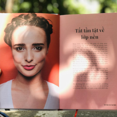 Sách - The makeup manual - Sách Trang điểm tự nhiên, Sách Make up, học cách trang điểm từ a-z - Á Châu Books