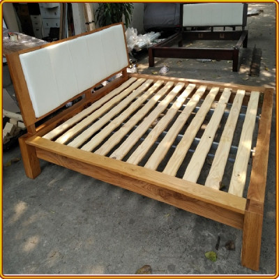Giường ngủ Juno sofa gỗ sồi mặt nệm 