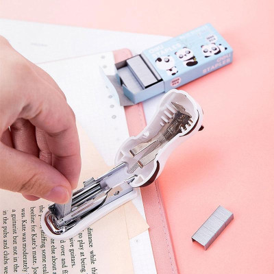 Bấm Kim Mini Deli 453