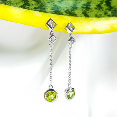 Bông tai đá Peridot LAT.176