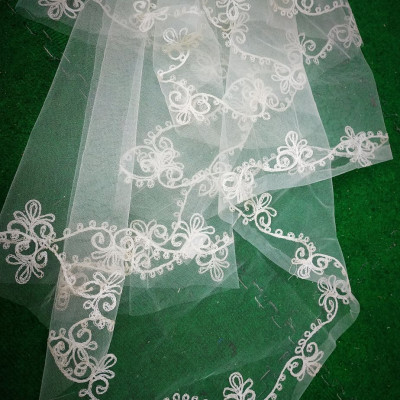 Voan (lúp) cài tóc, Mạng che mặt dạng miếng cho Cô dâu và Dạ hội, đi tiệc, sự kiện màu trắng kem viền ren (nhiều mẫu giao ngẫu nhiên)