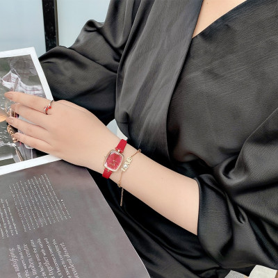 Đồng hồ nữ Julius Hàn Quốc JA-1341 dây da