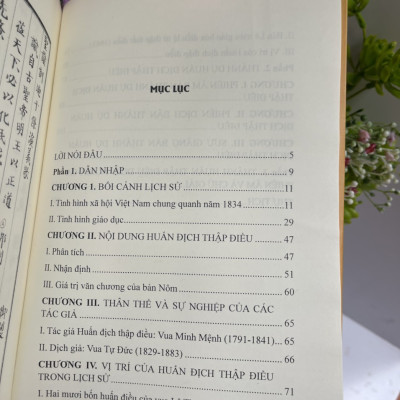 HUẤN ĐỊCH THẬP ĐIỀU – Thánh Dụ Của Vua Thánh Tổ - Diễn Nghĩa Ca Của Vua Dực Tông – Lê Hữu Mục phiên âm, dịch thuật, sưu giảng – Trường Phương Books 