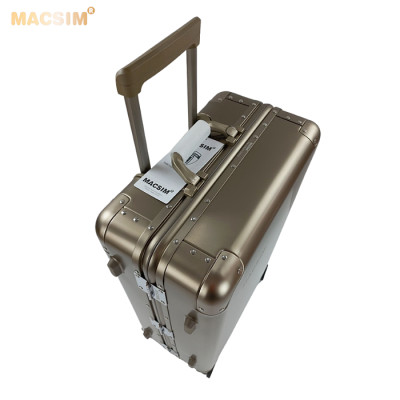 Vali tay kéo cao cấp chất liệu hợp kim nhôm nguyên khối MS1318 Macsim màu ti-gold cỡ 24inches