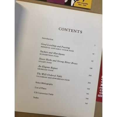 Sách - The Art Of Dining by Sara Paston-Williams - History /Cooking In English