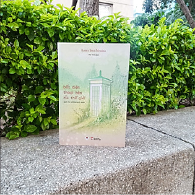 Sách Bốt điện thoại bên rìa thế giới - khi tình yêu chữa lành tổn thương trong tâm hồn. Tặng bút/ sổ tay MHb