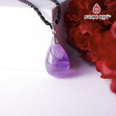 Mặt dây chuyền hình giọt nước đá thạch anh tím lavender 15x22mm mệnh hỏa. thổ - Ngọc Quý Gemstones