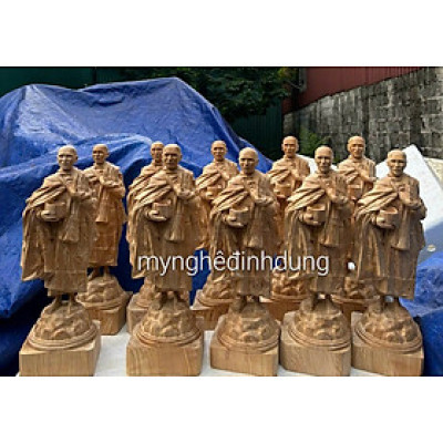Tượng thầy thích minh tuệ bằng gỗ ngọc am thơm nức kt cao 40x14x13cm