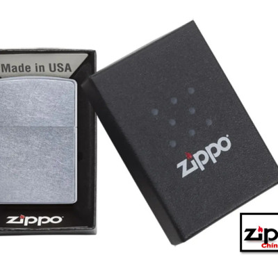 Bật lửa Zippo 207 Classic Street Chrome (vỏ đồng thau mạ crom xước bụi) - Chính Hãng 100%