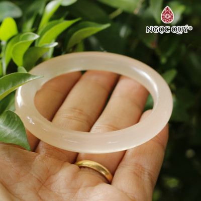 Vòng nngọc tự nhiên màu hồng cam bản tròn - Ngọc Quý Gemstones