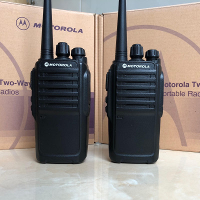 Bộ 2 Bộ đàm Motorola XPR-390 phiên bản mới - Hàng nhập khẩu