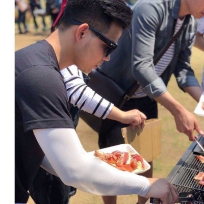 Găng tay đi phươt  chống nắng UV và các tia tử ngoại ,co giãn 4 chiều ,phù hợp cho nam và nữ 