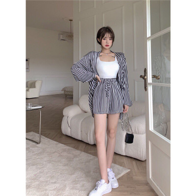 Áo sơ mi nữ thời trang form dài dáng rộng