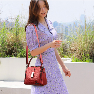 Túi xách nữ thời trang công sở cao cấp phong cách mới