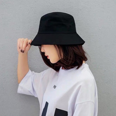 Mũ rộng vành trơn đơn giản dễ phối đồ, vành rộng chống nắng, chất liệu vải mềm mại, thoải mái - Hạnh Dương