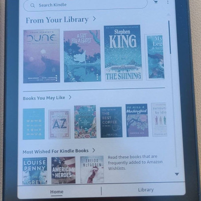 Máy đọc sách Kindle Colorsoft Signature Edition 32Gb, Màn hình màu 7 inch - Hàng chính hãng