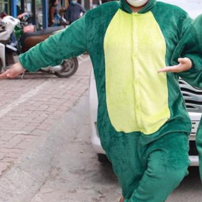 Bộ đồ liền thân hình thú Cá Sấu (Khủng long) xanh