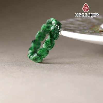 Nhẫn cẩm thạch sơn thủy khắc đồng tiền mệnh hỏa, mộc - Ngọc Quý Gemstones