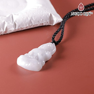Mặt dây chuyền phật đá cẩm thạch bạch ngọc type A 38x22mm mệnh thủy kim - Ngọc Quý Gemstones