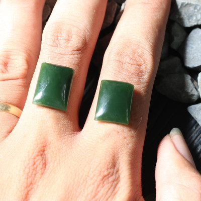 Mặt dây chuyền, mặt nhẫn đá ngọc bích mệnh hỏa, mộc - Ngọc Quý Gemstones