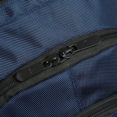 Balo laptop 15.6" Navigator :Ngăn bảo vệ laptop 15.6" và tablet 9.7" Tích hợp cổng sạc USB và một ngăn đặc biệt để chứa pin sạc