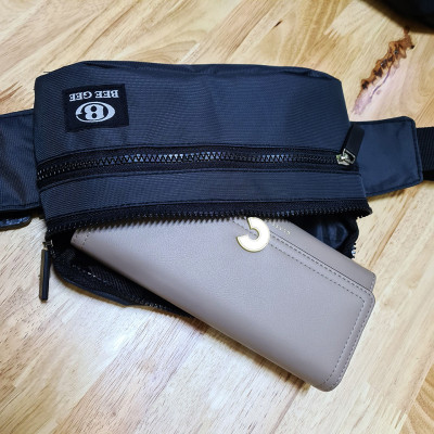 Túi đeo chéo nam nữ du lịch tiện ích unisex thời trang Bee Gee 100 siêu đẹp chống thấm nước