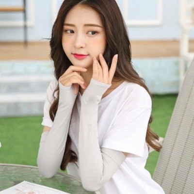 Găng tay  unisex đi phươt , dã ngoại , thể thao  chống nắng UV và các tia tử ngoại ,co giãn 4 chiều thoáng mát dễ chịu