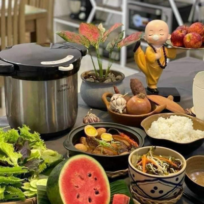 Nồi ủ Thermos nội địa Nhật Bản (4.5 lit) - Mận