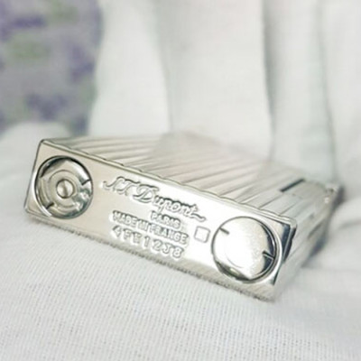 Vỏ Hột Quẹt Bật Lửa Ga Đá ST Upon Hồng Kông Kẻ Dọc So Le Màu Trắng D107T