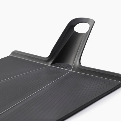 Thớt gấp Chop2Pot Large Joseph Joseph Đen 2022 005097