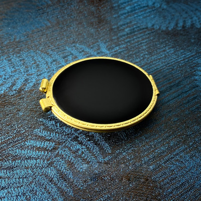 Vỏ Hột Quẹt Bật Lửa Xăng Đá Zorro Z705 Đánh Lửa Tự Động Hình Chiếc Sò Đẹp Độc Lạ