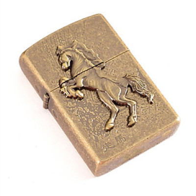 Vỏ Hột Quẹt Bật Lửa Xăng Bấc Đá Họa Tiết Con Ngựa Đẹp Độc Lạ Tiện Dụng Zorro Z92047A - Dùng xăng bấc đá cao cấp