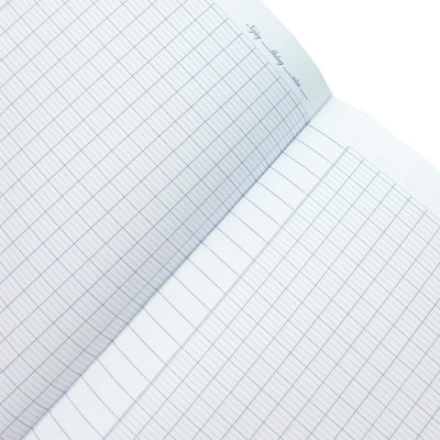 Vở Class Dreaming Bear - 4 Ô Ly Ngang (2mm) - 96 Trang - ĐL 70 (Mẫu Màu Giao Ngẫu Nhiên)