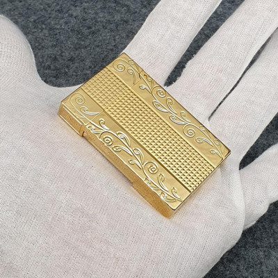 Vỏ Hột Quẹt Bật Lửa Upon Hoa Văn Khắc Dọc 2 Bên D110V Màu Vàng Đẹp, Độc Lạ - Dùng Gas Đá Cao Cấp