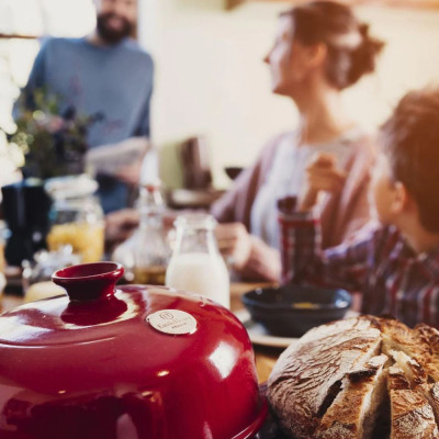 Thố Nướng Bánh Mì Có Nắp Emile Henry EH349108 34×28,5×16,5cm Màu Đỏ Burgundy Hàng chính hãng